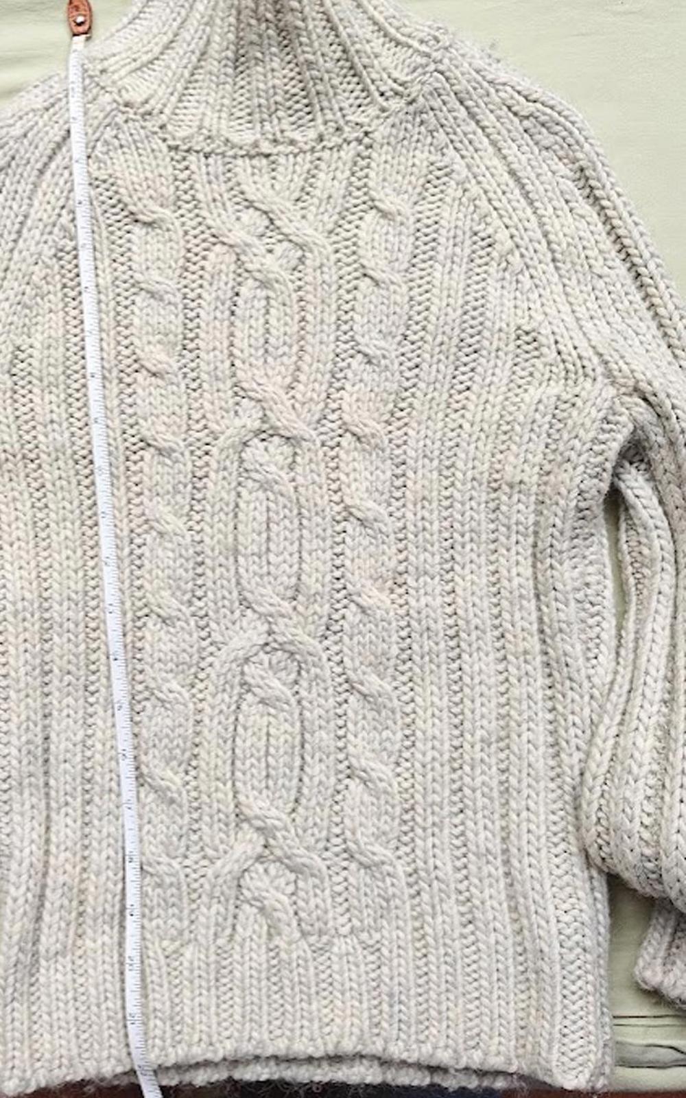 Vintage Abercrombie Cable Knit Wool Turtleneck Sweater Women’s