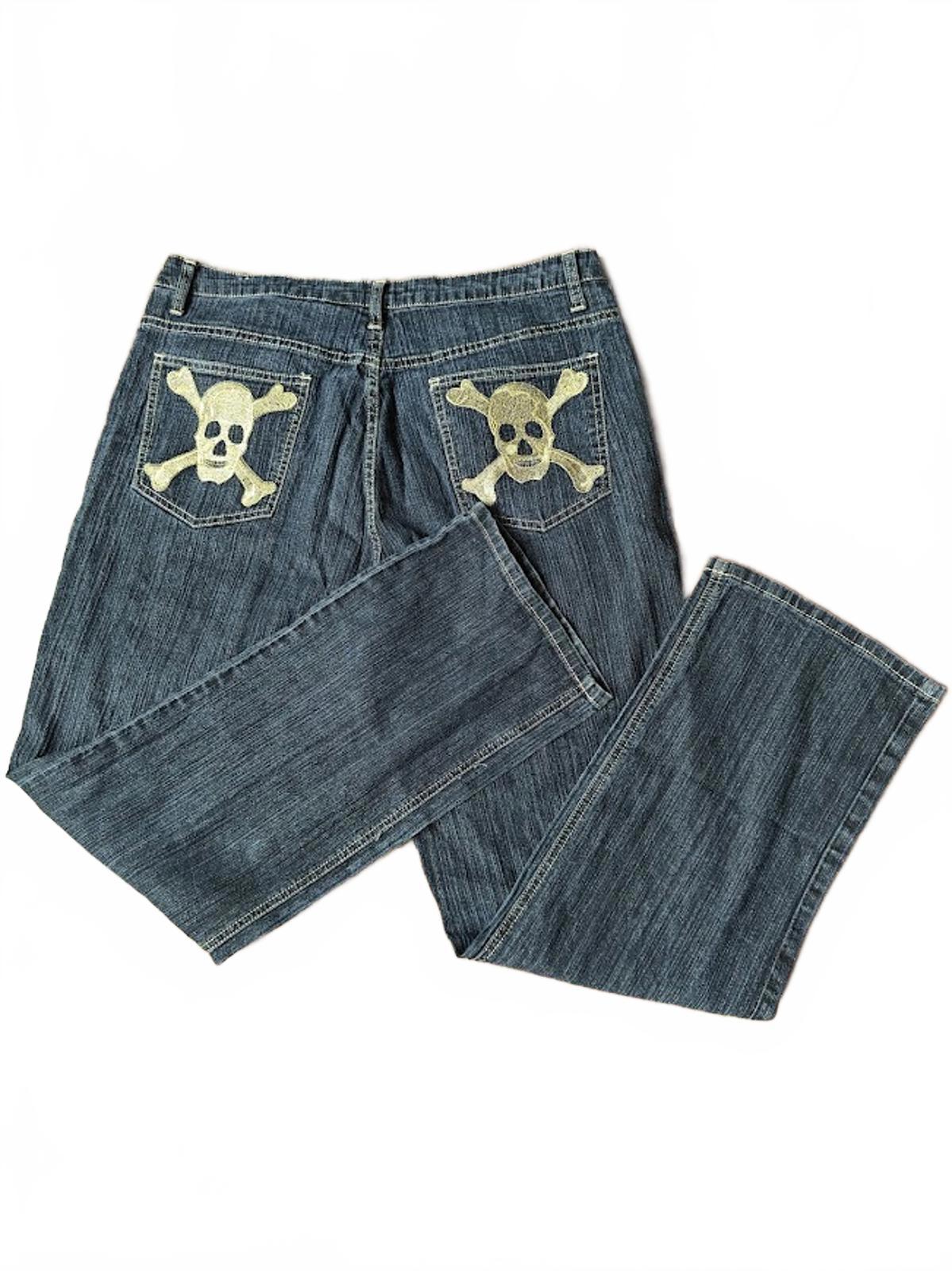 Crest Jeans – Women’s 17/18 – Indie Retro Y2K