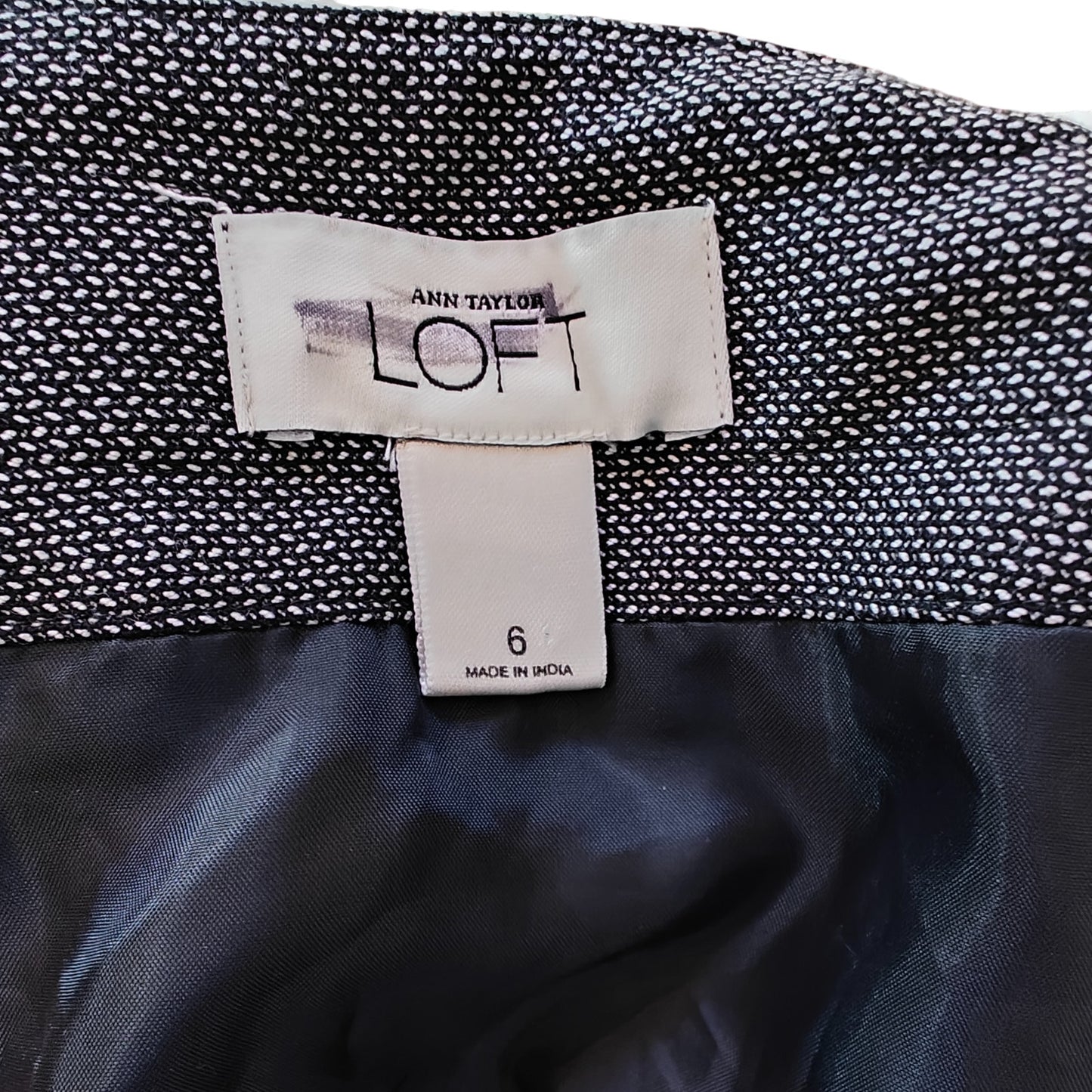 Ann Taylor LOFT Navy Button-Front Pencil Skirt Size 6 Lined Career Office