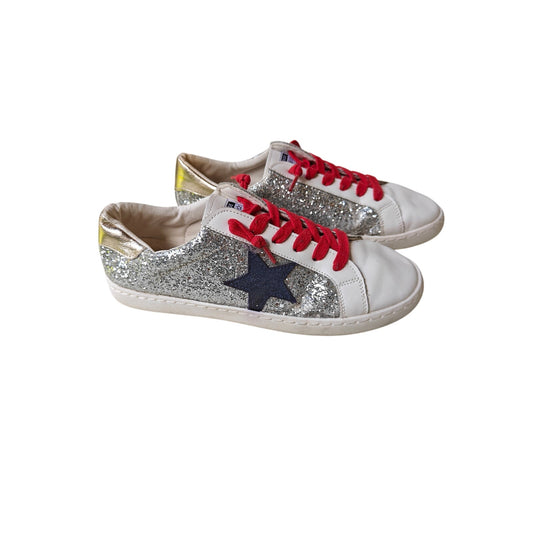 Betsy Glitter Star Sneakers Red Laces White Silver Gold Low Top Casual Shoes 10