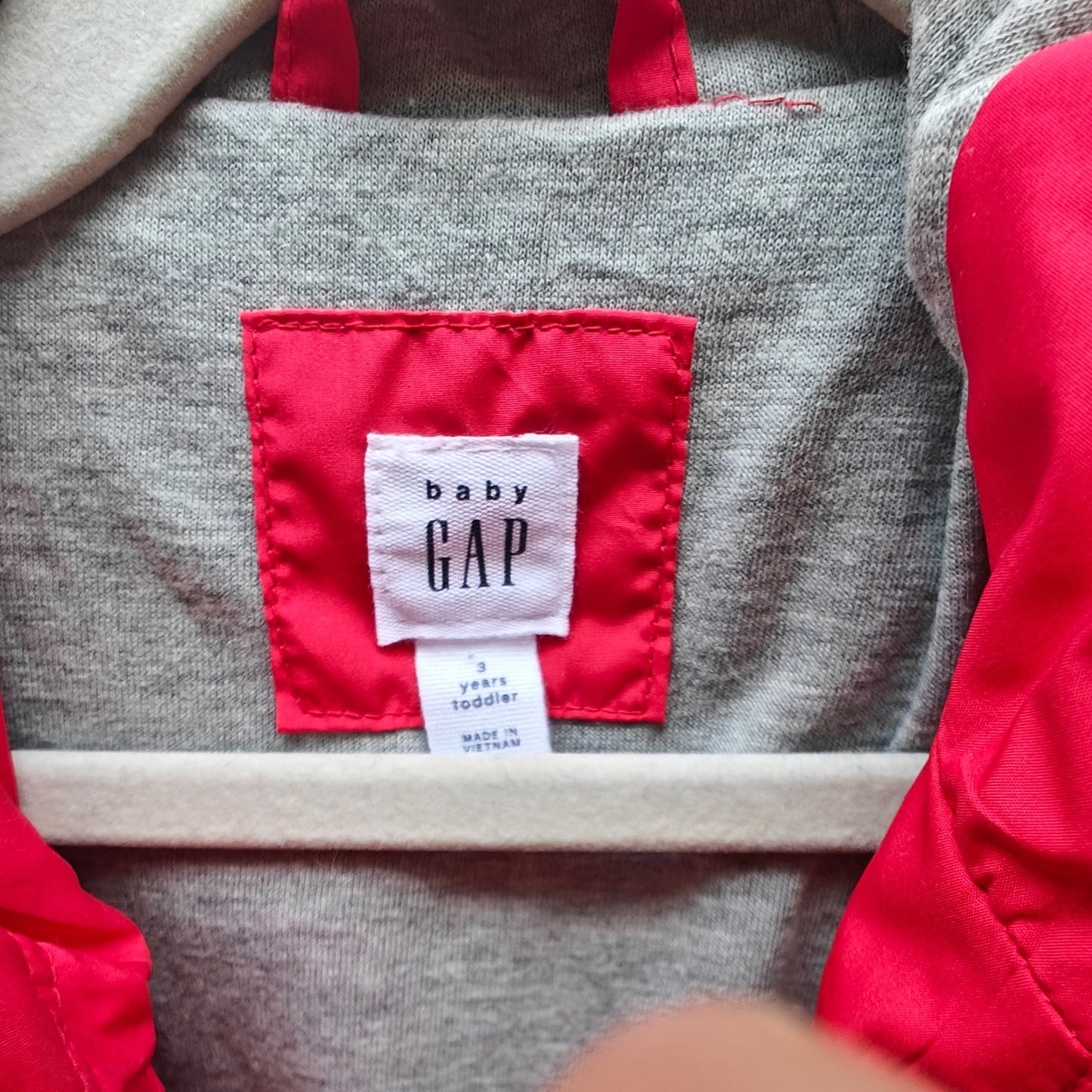 Baby GAP 3T Red Hooded Jacket Zip Pockets Rain Windbreaker