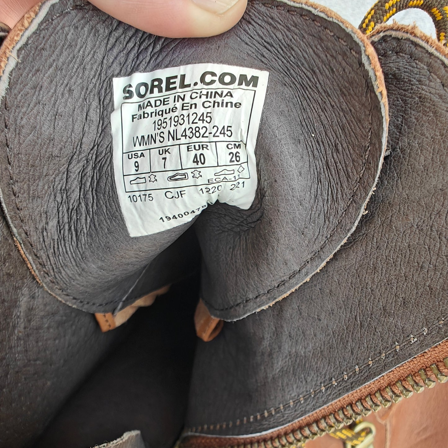 Sorel Joan of Arctic Wedge II Lace Boots Cattail Brown Size 9 EU40