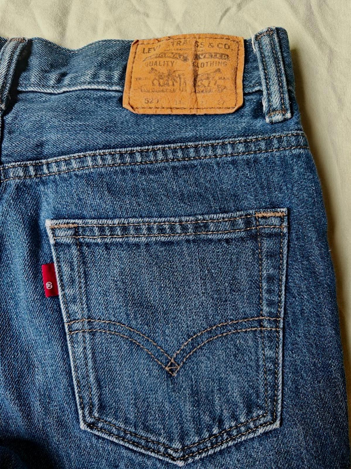 Levi's 520 Tapered Blue Jeans - Size 27/27