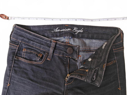 American Eagle Low Rise Skinny Stretch Jeans in Black - Size 2