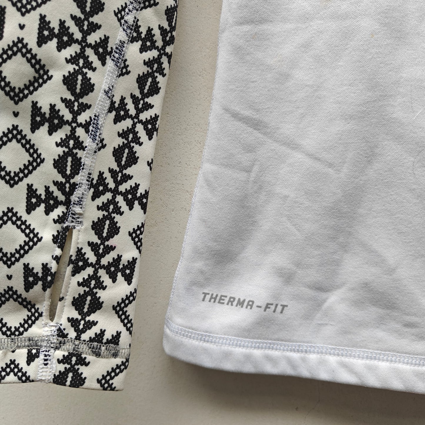 Nike Pro Therma-Fit Long Sleeve Top White Black Pattern Raglan Base Layer