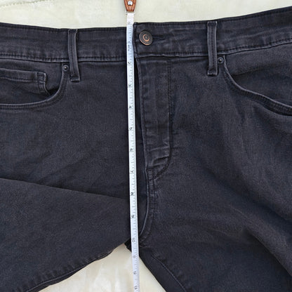 Signature by Levi Strauss & Co. Men’s Jeans 33x30 – Black Stretch Denim