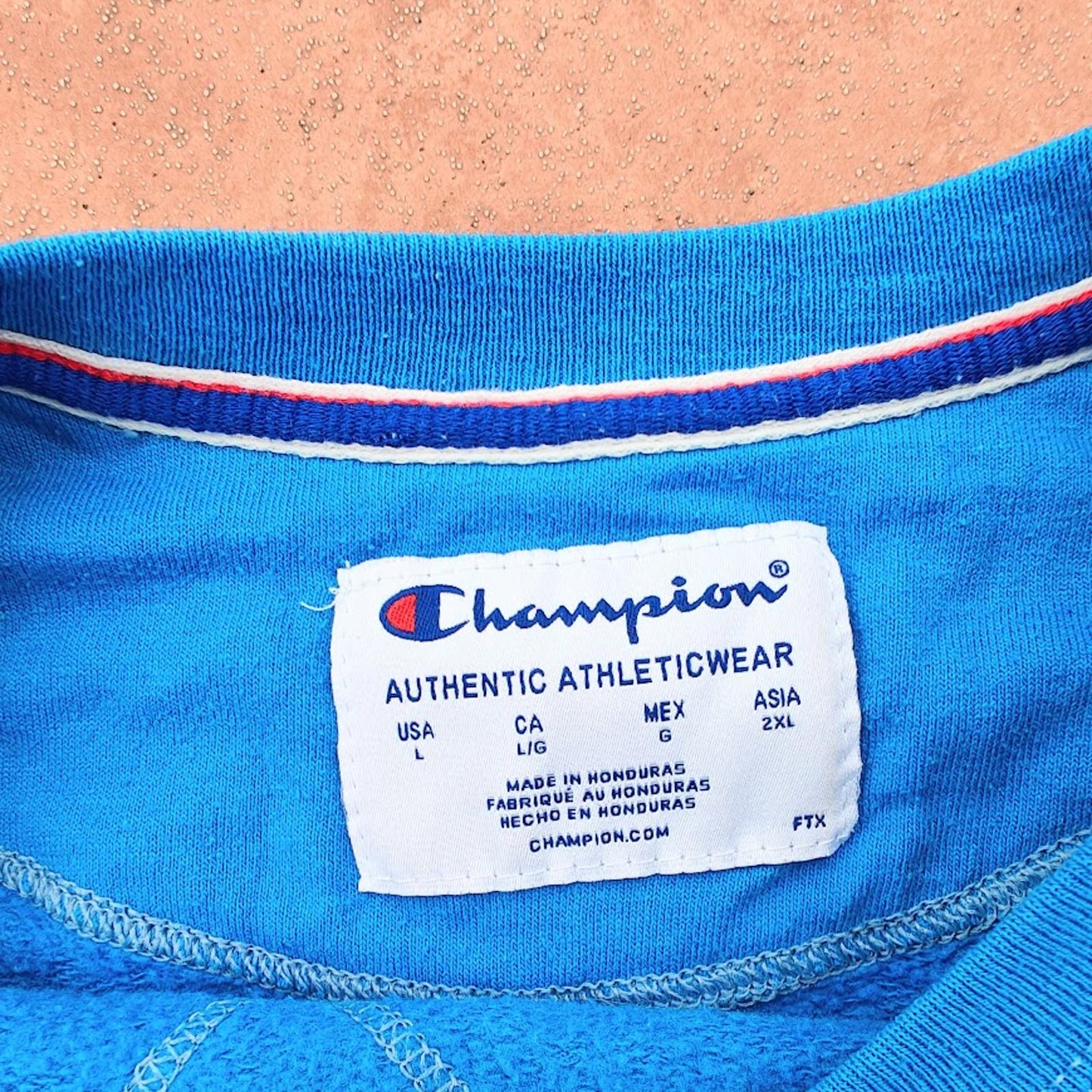 Champion Blue Crewneck Sweatshirt Men’s Large Athletic Pullover Vintage Look