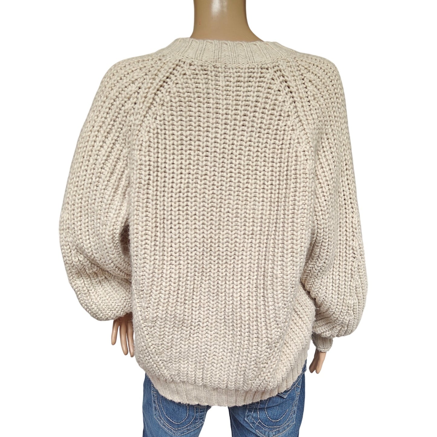 American Eagle chunky V-neck cable knit sweater cream women’s L