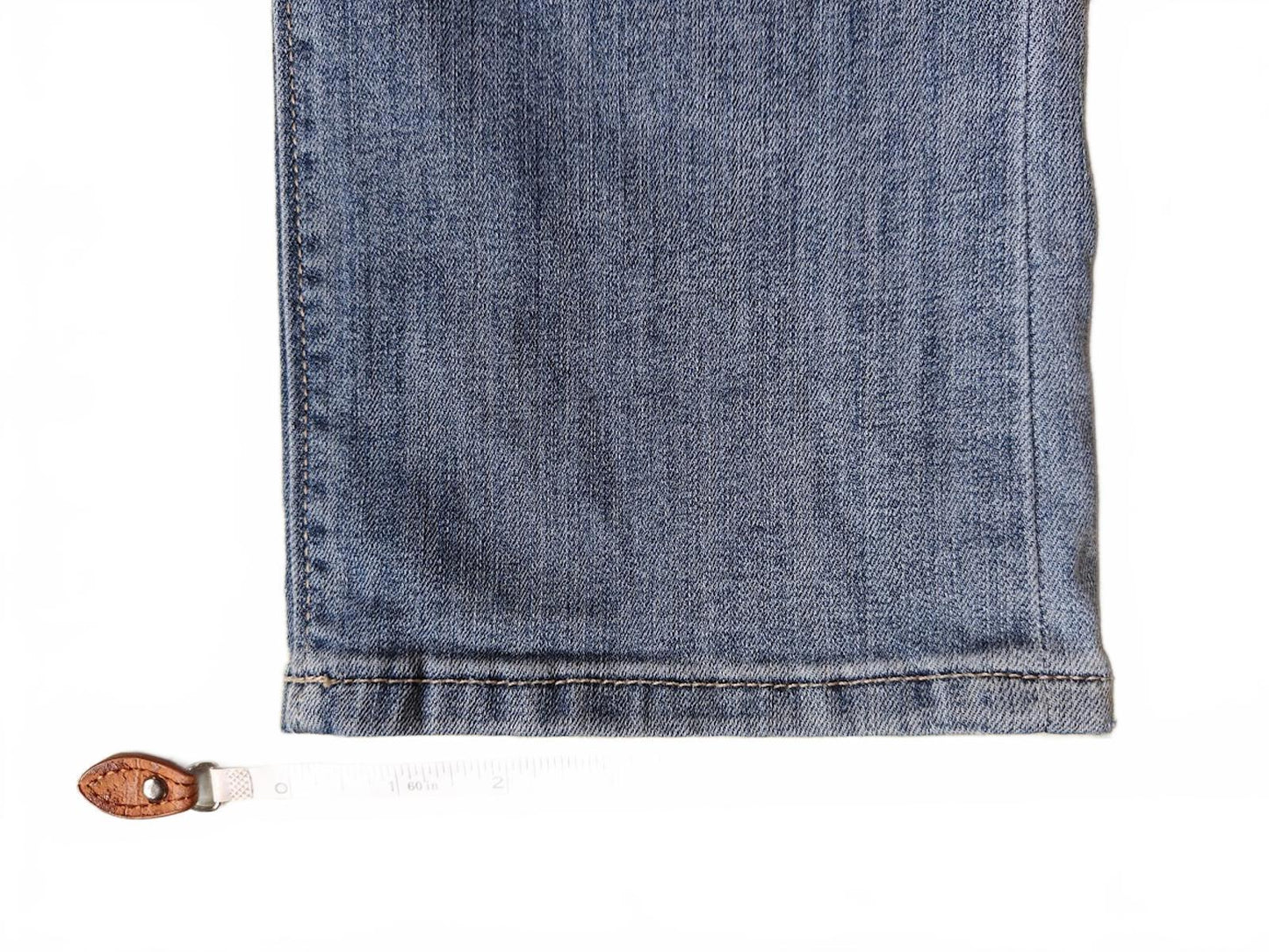 Vera Wang Roll Cuff Capri Jeans - Size 10