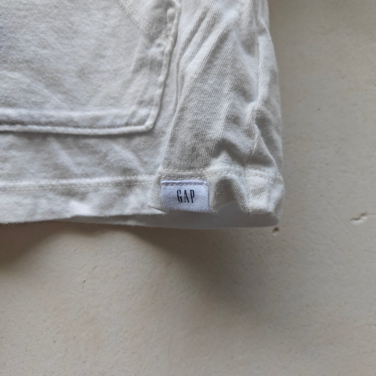 Baby Gap dip-dye pocket tee 12–18M blue/white toddler short sleeve