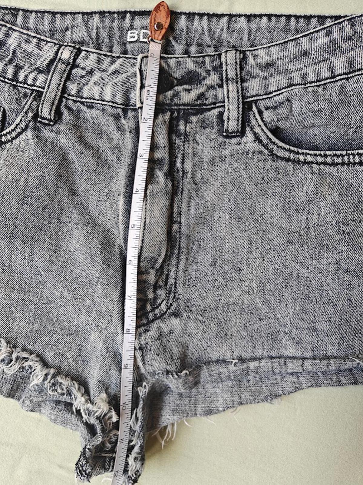 BDG High Rise Dreeky Cheeky Shorts - Size 28