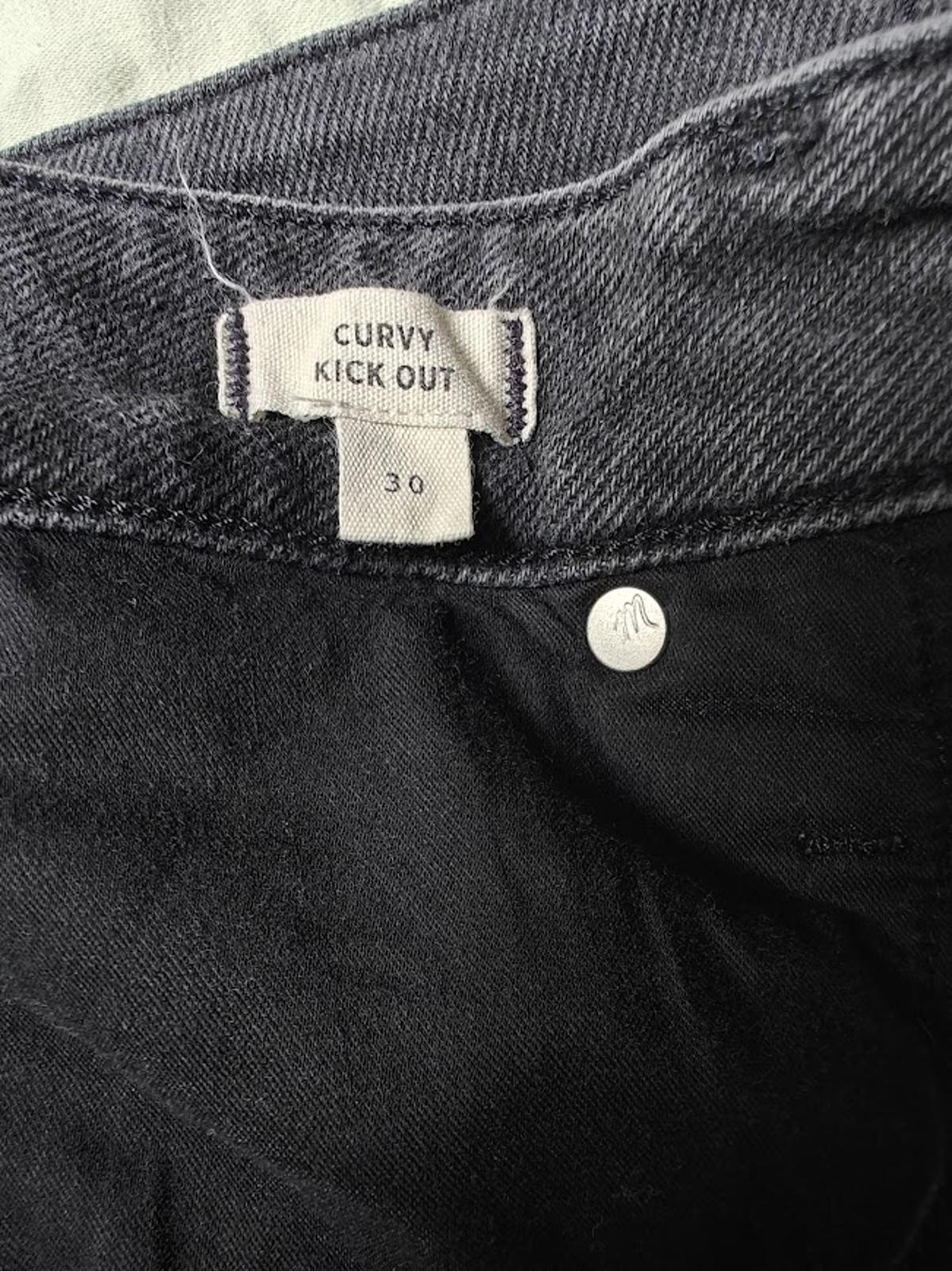 Madewell Curvy Kick Out Black Jeans - Size 30