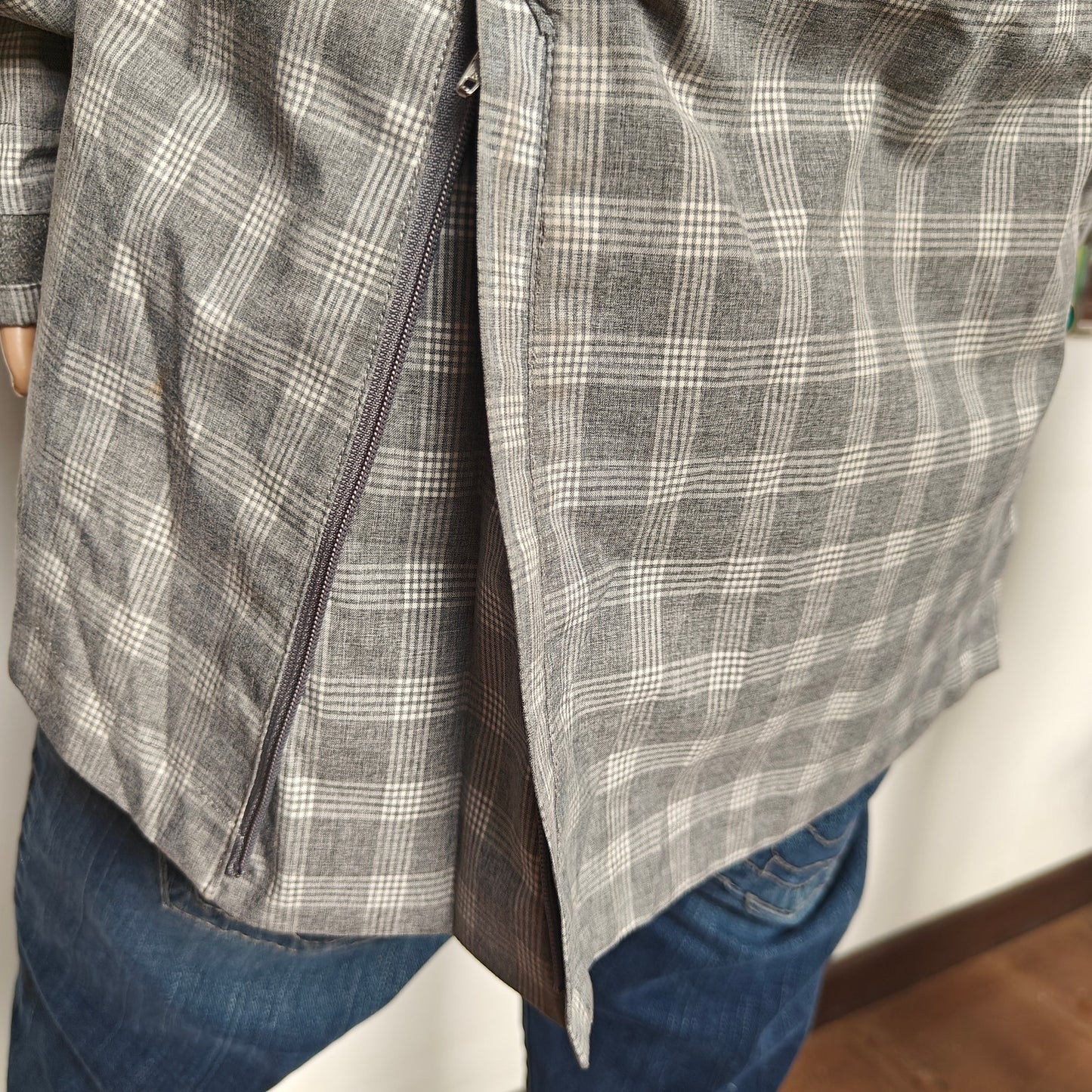 Ariat Plaid Softshell Field Jacket XS Gray Waterproof Zip Pockets Equestrian