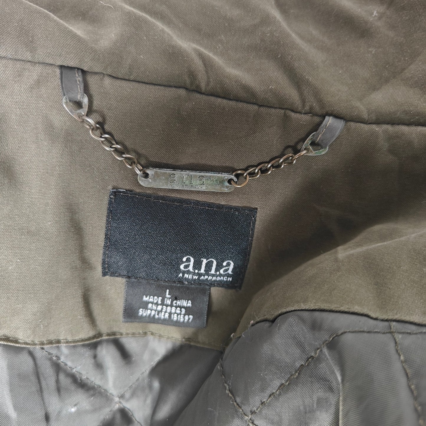 a.n.a Olive Faux-Fur Hooded Parka Coat Women’s L – Quilted Lining, Pockets