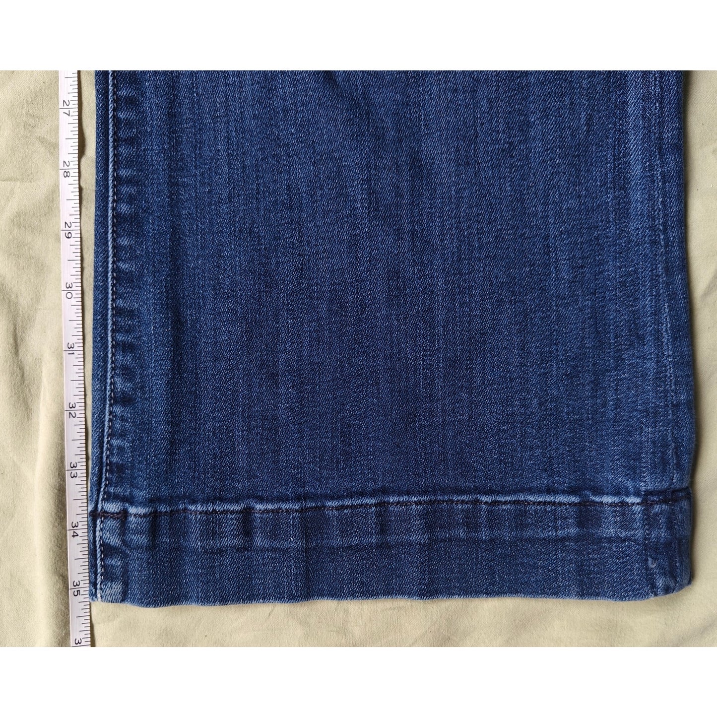 7 For All Mankind Slim Trouser Jeans Women’s Size 30 Dark Wash Denim