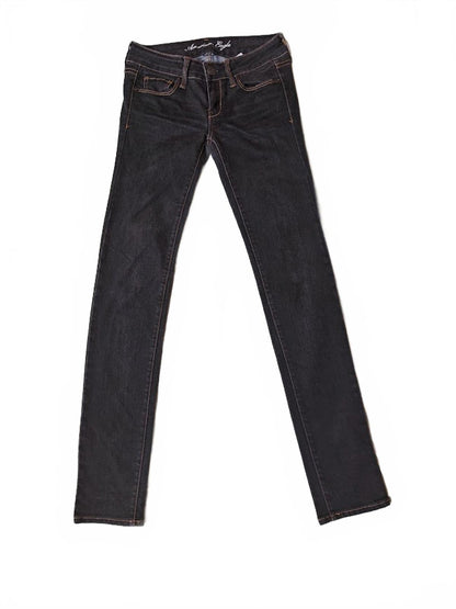 American Eagle Low Rise Skinny Stretch Jeans in Black - Size 2