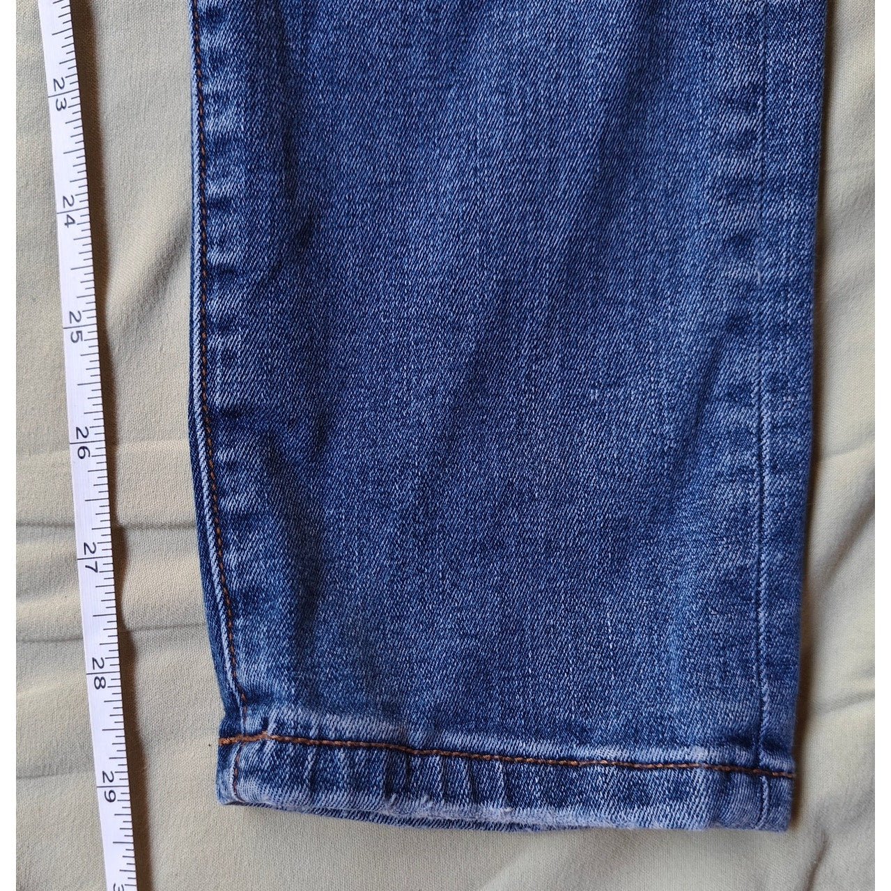 Banana Republic Skinny Jeans Women’s 31 | Distressed Medium Wash Stretch