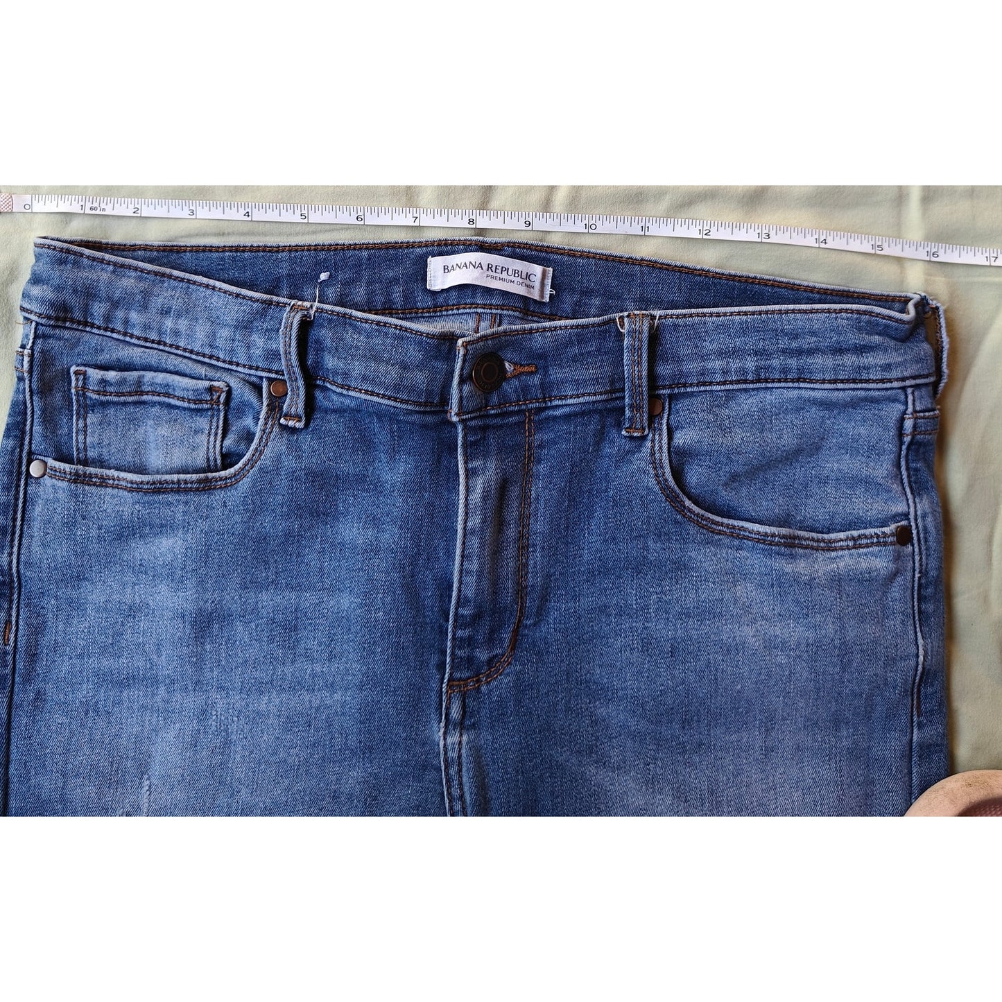 Banana Republic Skinny Jeans Women’s 31 | Distressed Medium Wash Stretch