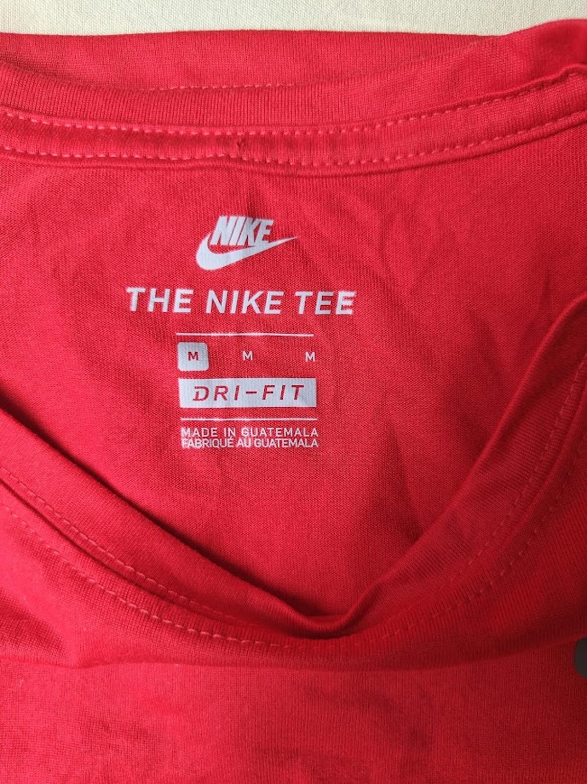 Nike Portland Soccer Red Jersey T-Shirt Women’s M