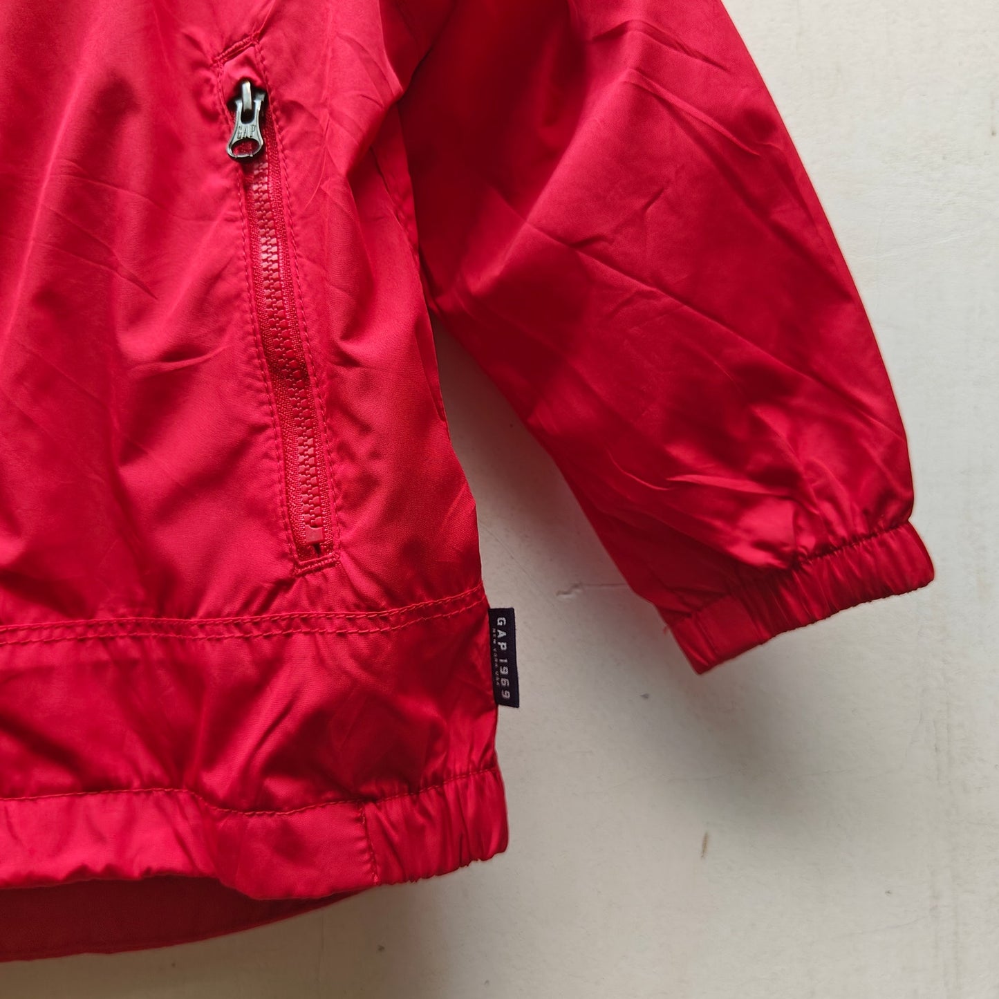 Baby GAP 3T Red Hooded Jacket Zip Pockets Rain Windbreaker