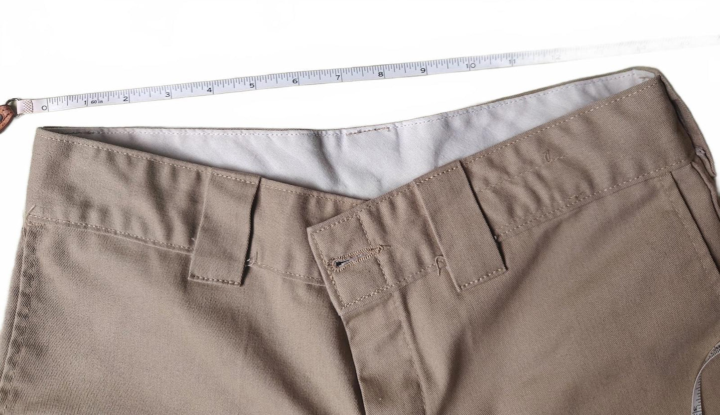 Dickie's Flat Front Cargo Pants (Cropped) - Size 30 UL