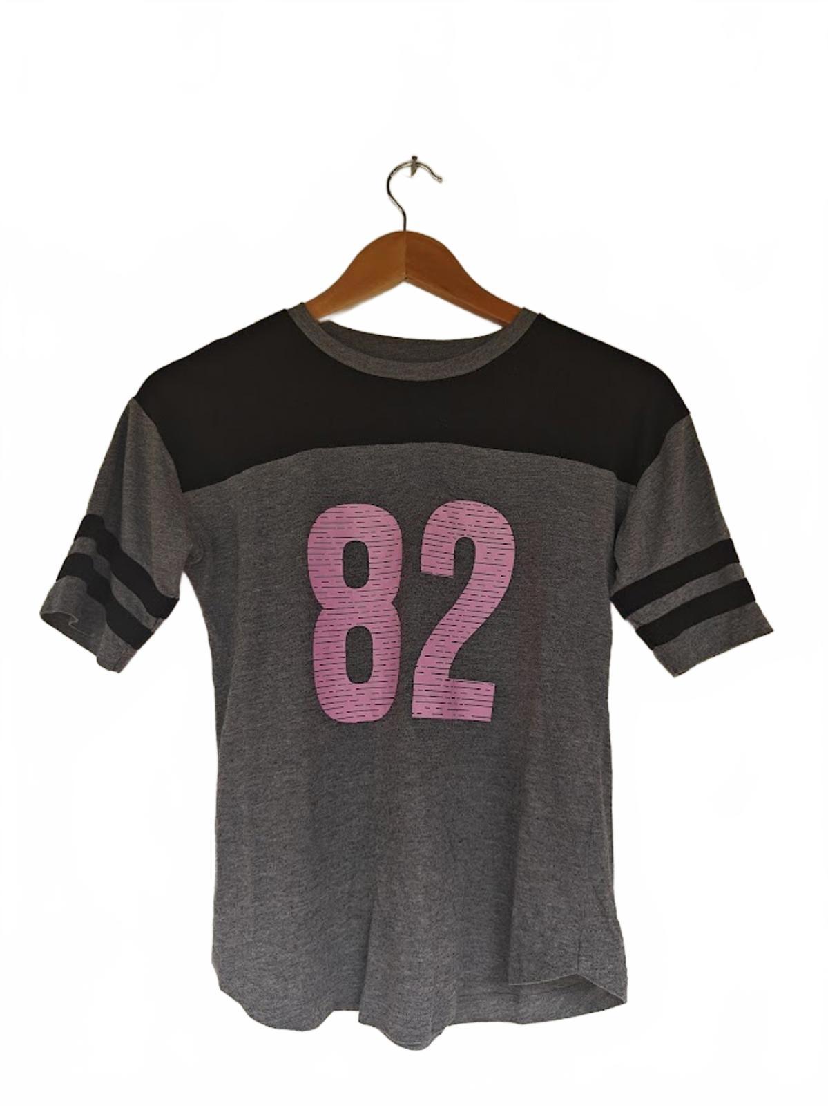 Women’s Gray Jersey Tee With Pink 82 Graphic