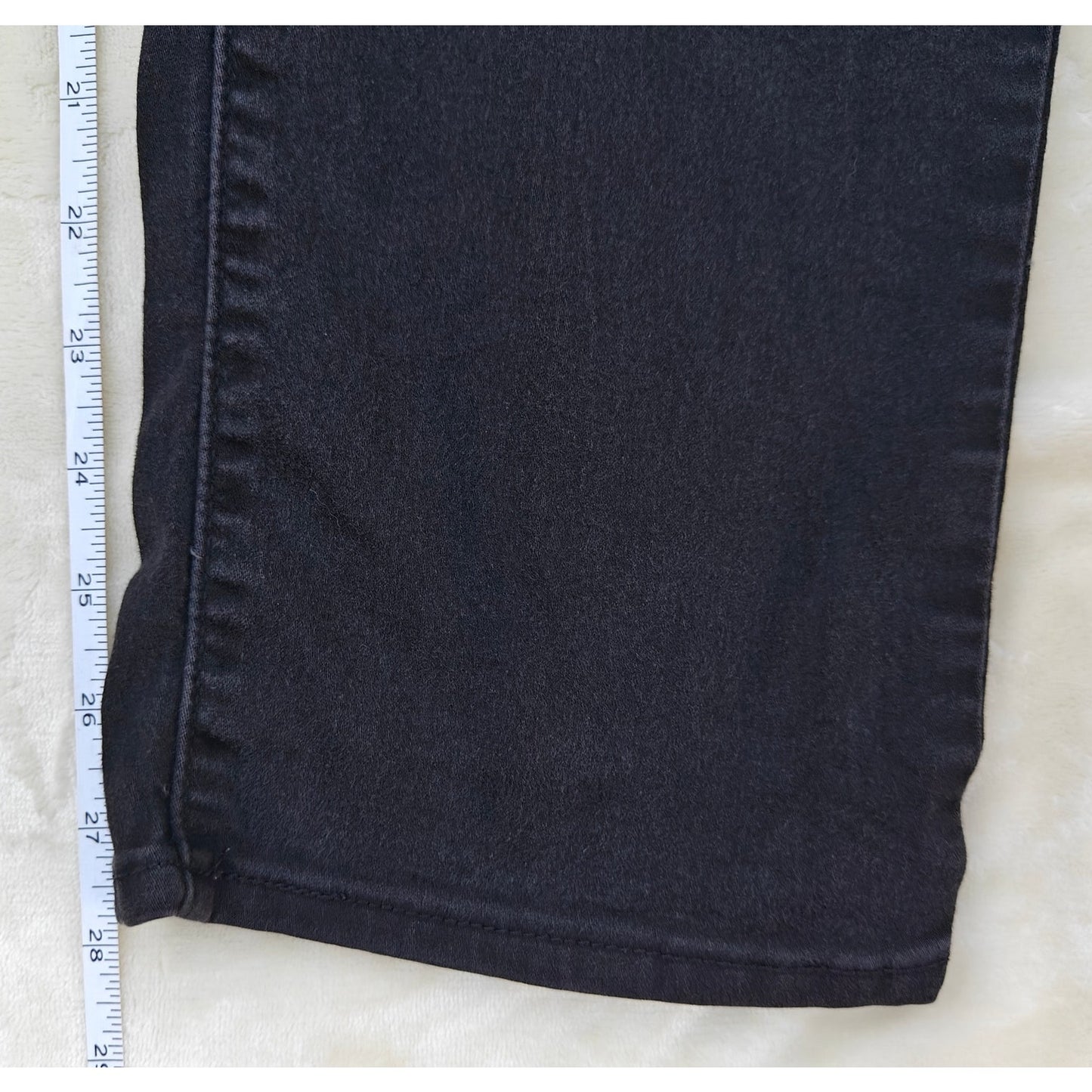 Signature by Levi Strauss & Co. Men’s Jeans 33x30 – Black Stretch Denim