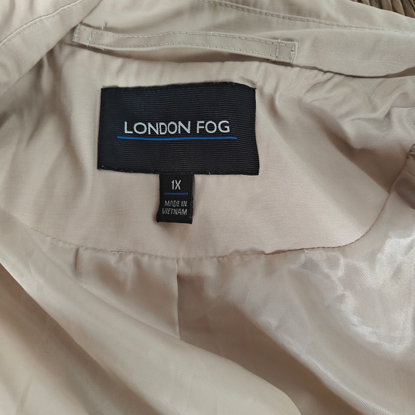 London Fog 1X Trench Coat Beige Double-Breasted Classic Raincoat