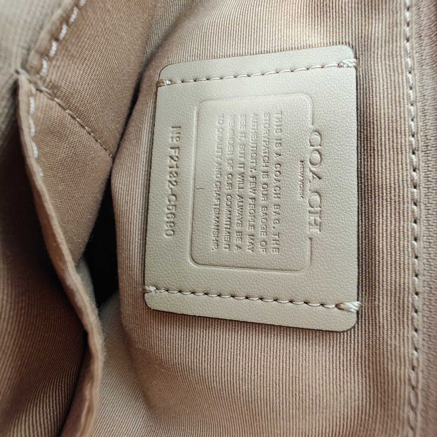 Coach Pebbled Leather Zip-Top Tote Bag – Chalk/Off-White, Gold Hardware, Front Zip Pocket & Hangtag