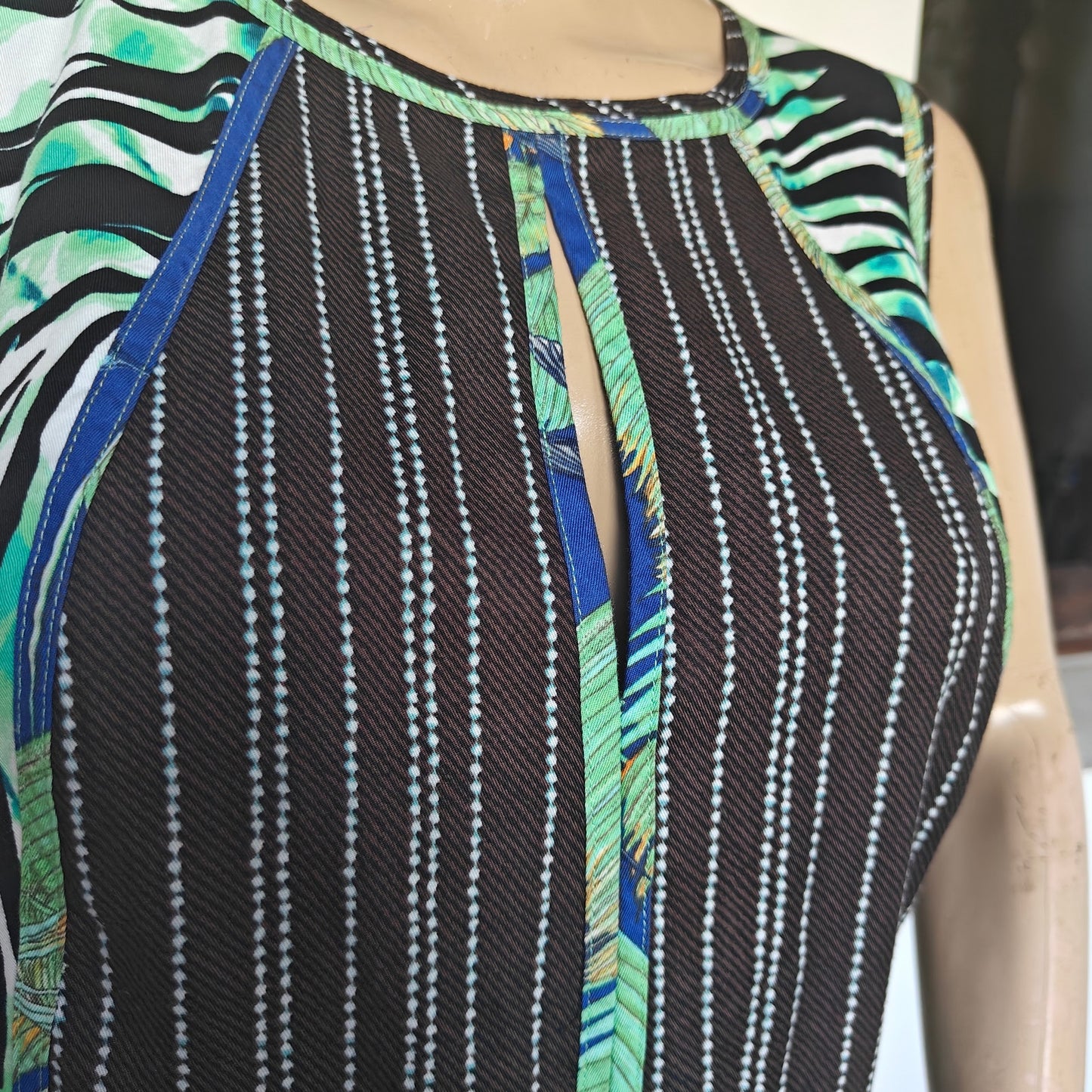 BCBGMAXAZRIA Striped Fit & Flare Dress w/ Tropical Print Trim – Size 12